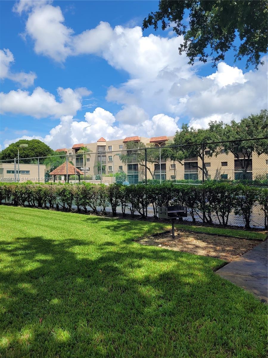 10401 W Broward Blvd #108, Plantation, Florida image 28