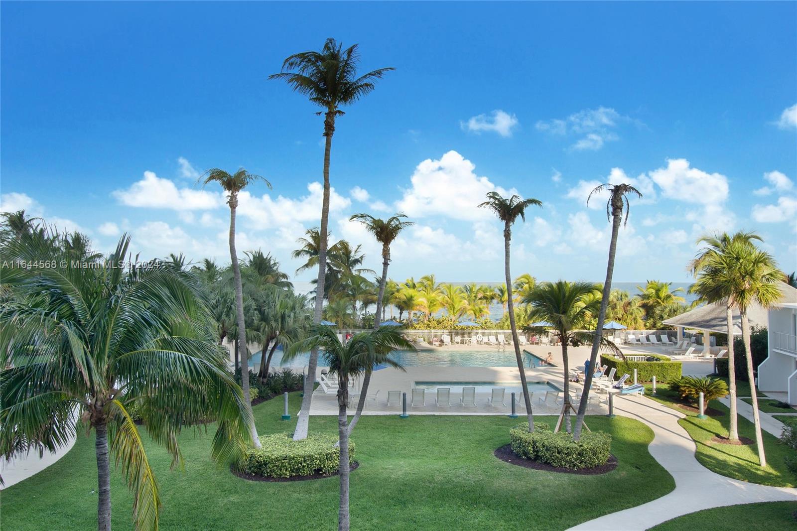881 Ocean Dr #25E, Key Biscayne FL 33149