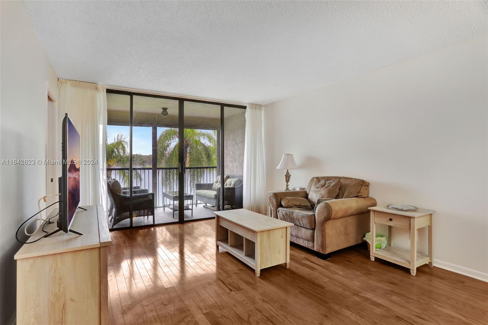 6219 Coral Lake Dr #207, Margate, Florida image 19