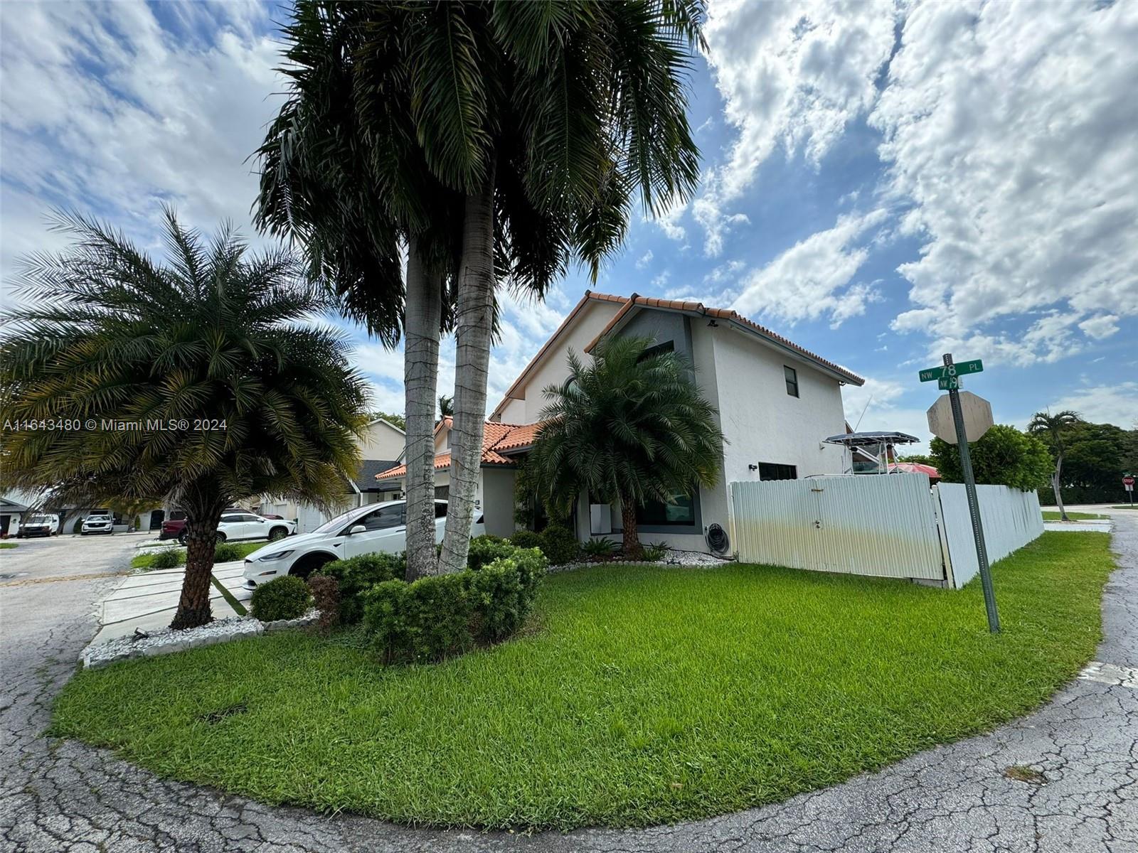 19010 NW 78th Pl, Hialeah, Florida image 3