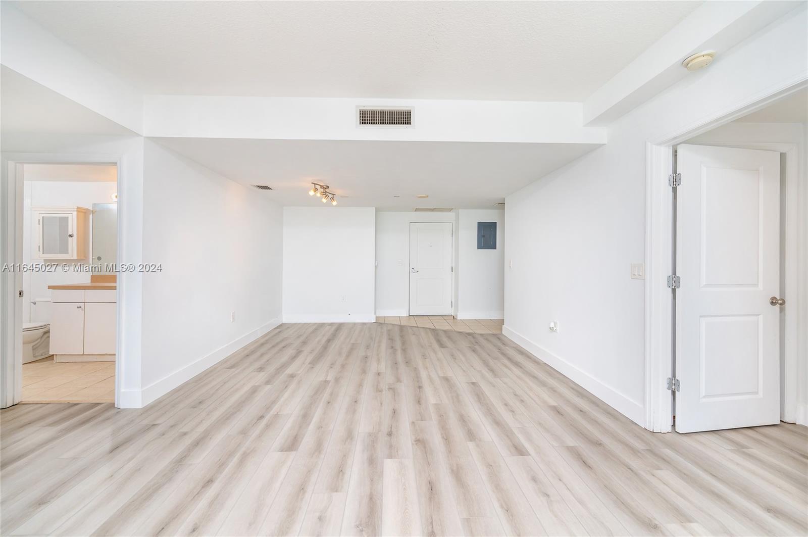 1250 S Miami Ave #1703, Miami FL 33130