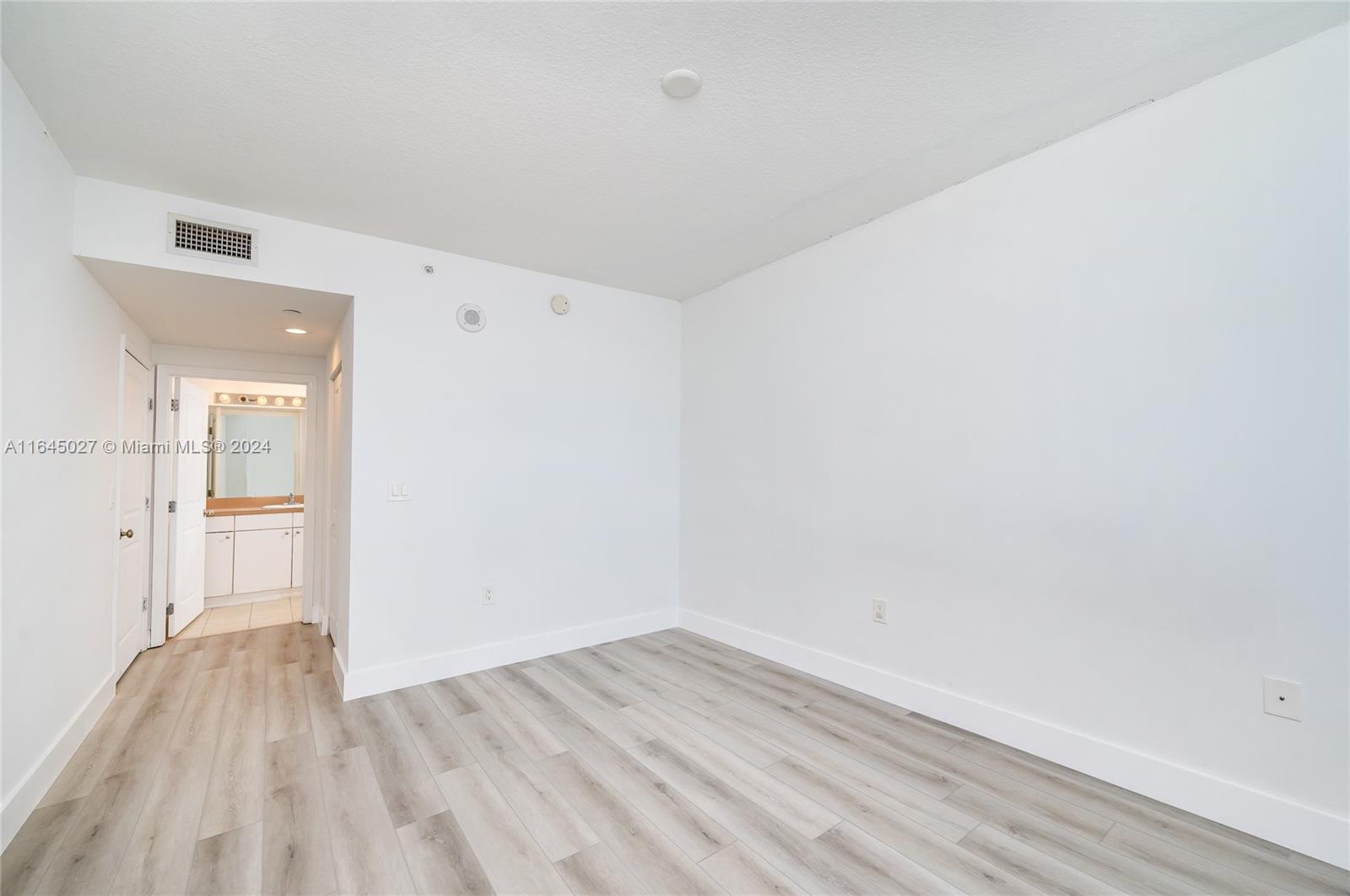 1250 S Miami Ave #1703, Miami FL 33130