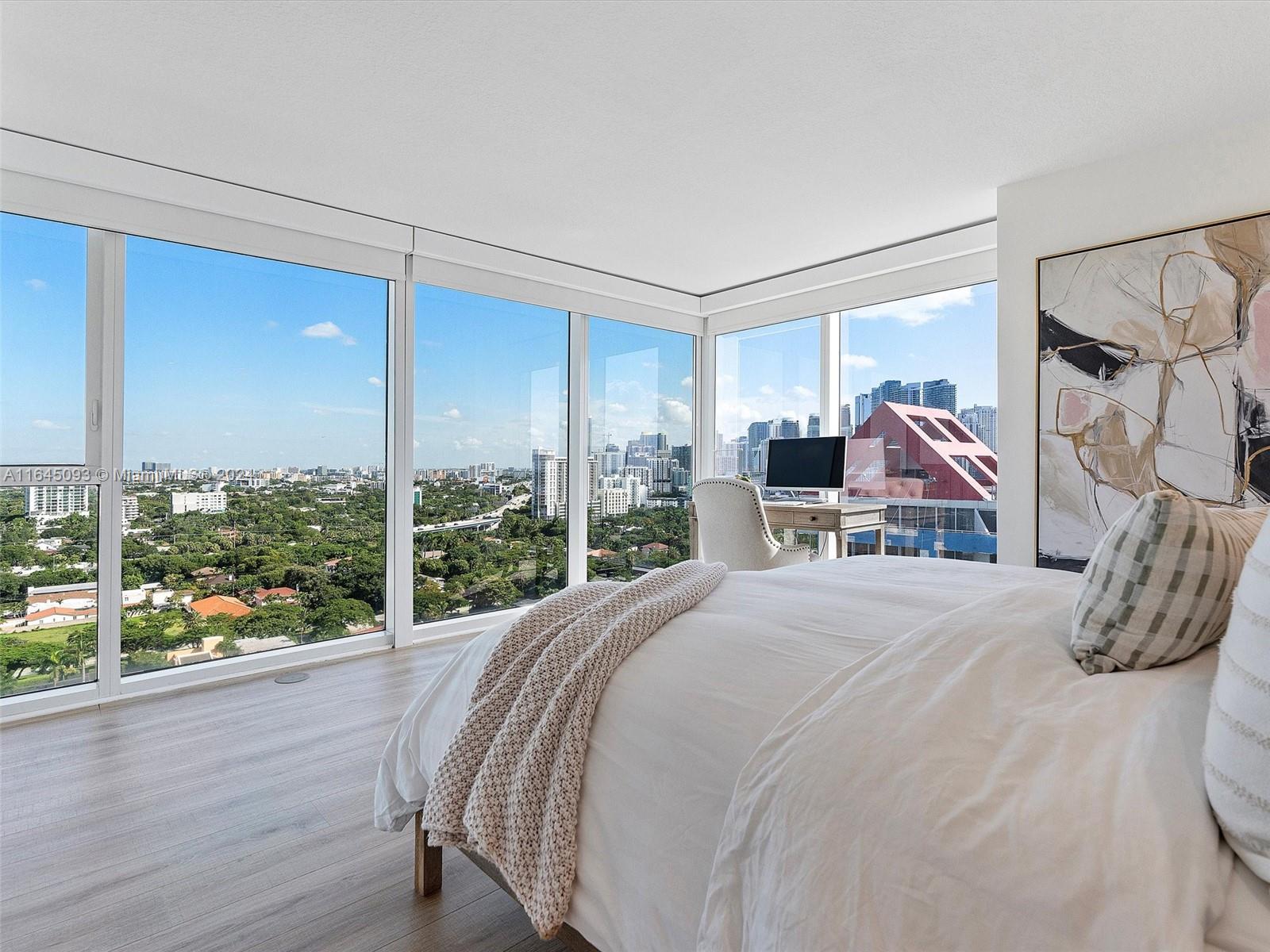 2101 Brickell Ave #1801, Miami FL 33129