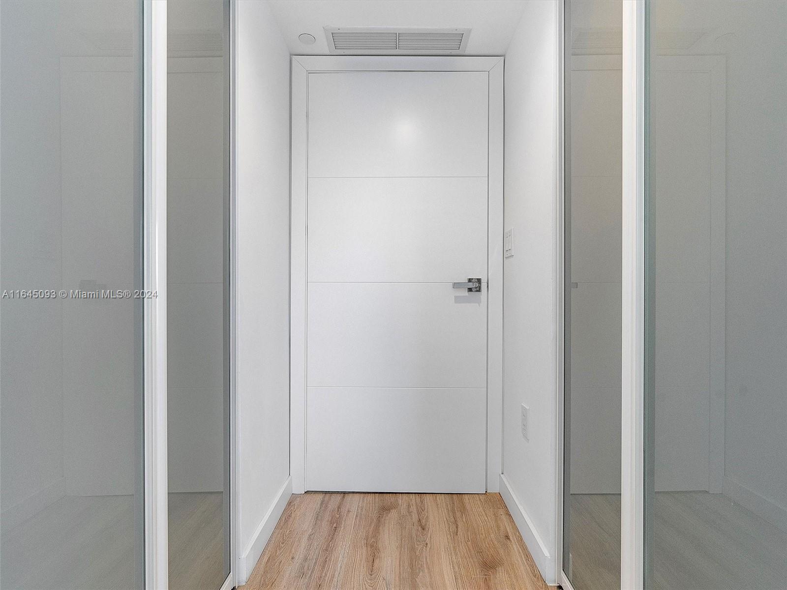 2101 Brickell Ave #1801, Miami FL 33129