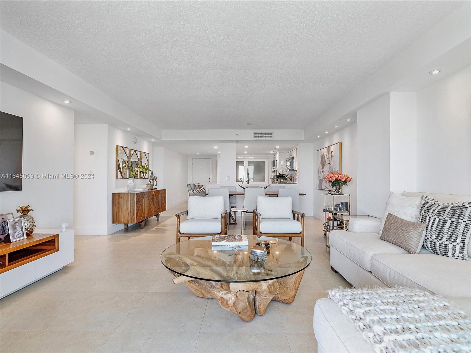 2101 Brickell Ave #1801, Miami FL 33129