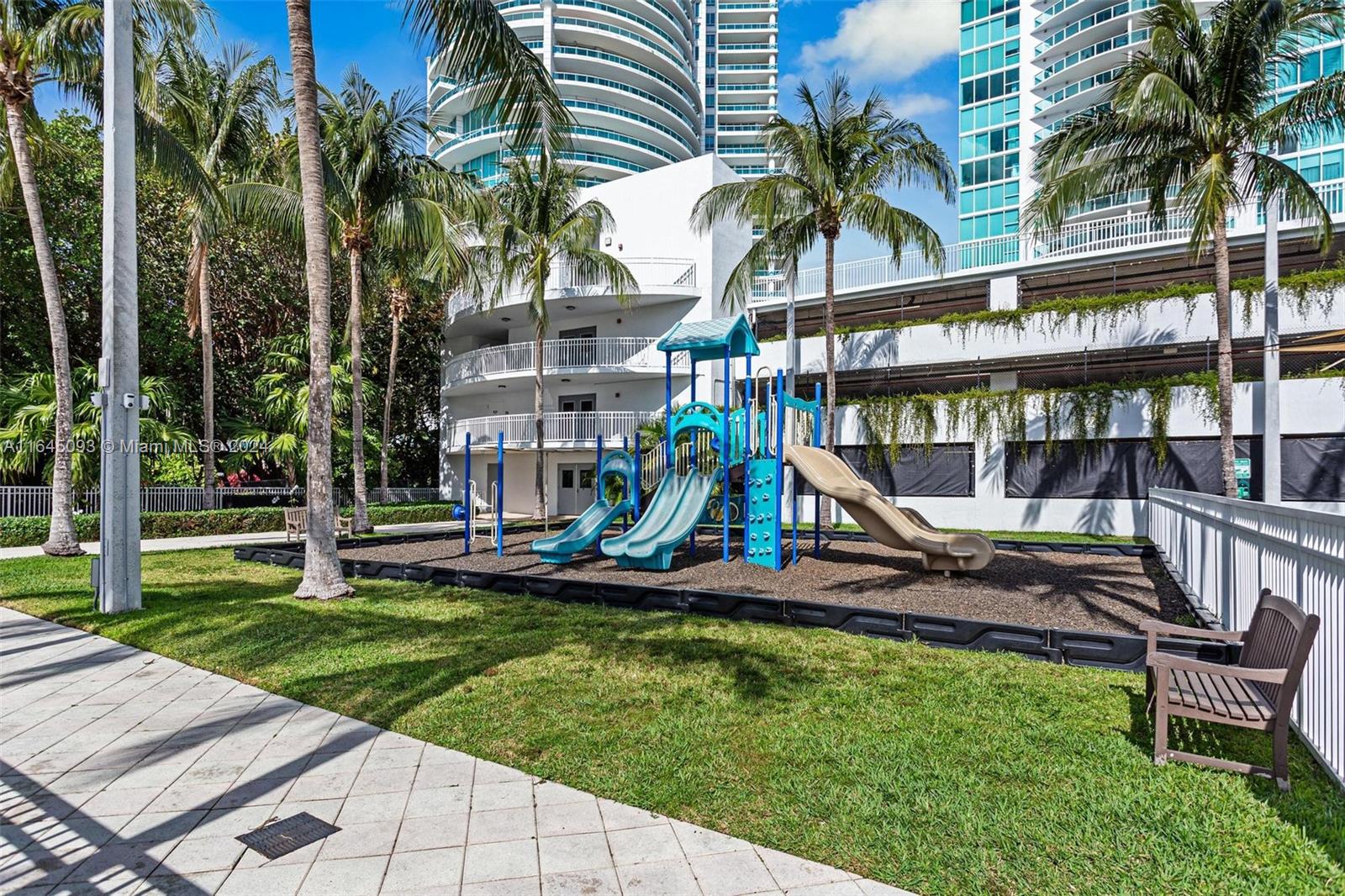 2101 Brickell Ave #1801, Miami FL 33129