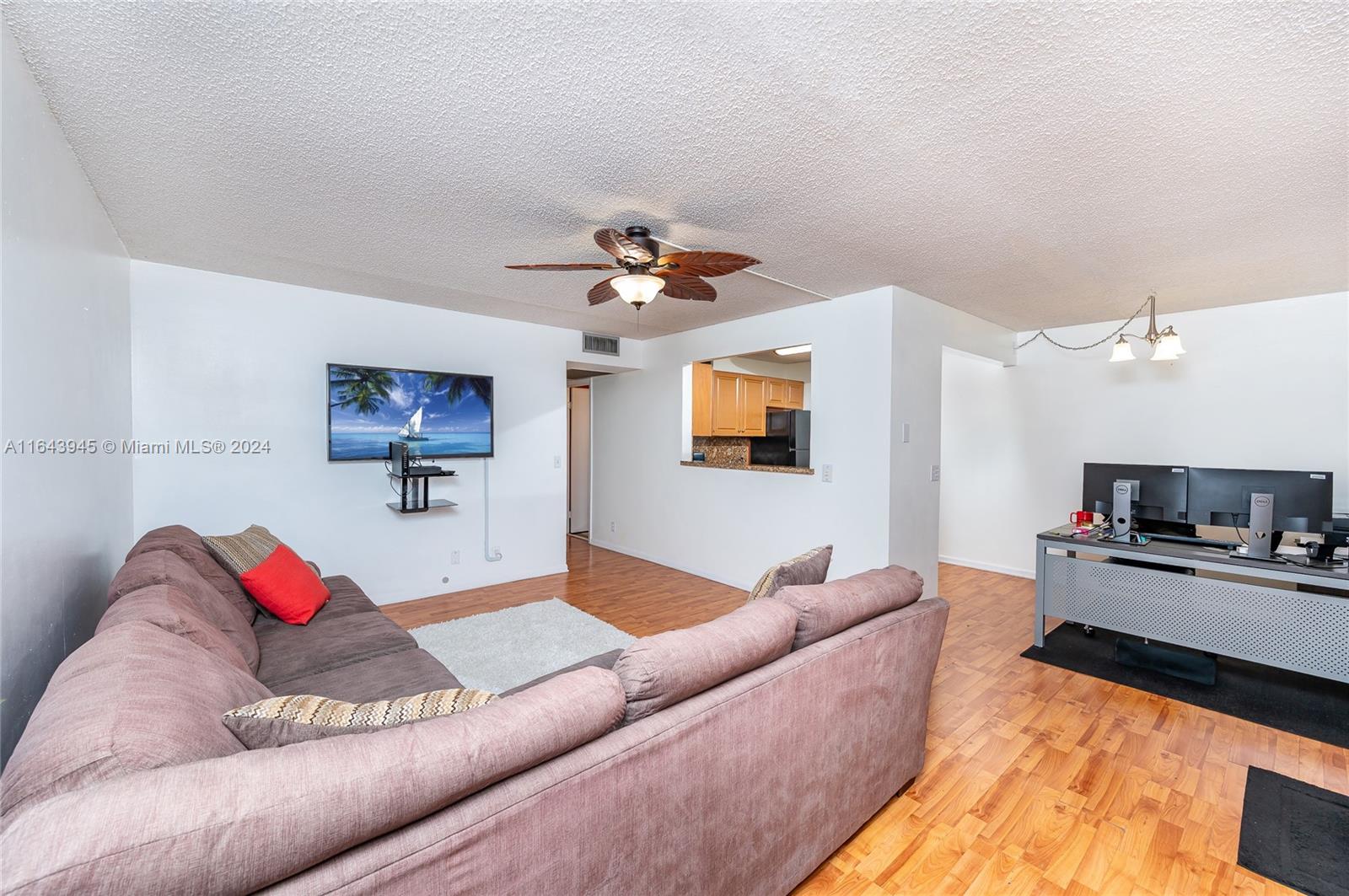 850 SW 133rd Ter #112B, Pembroke Pines, Florida image 3