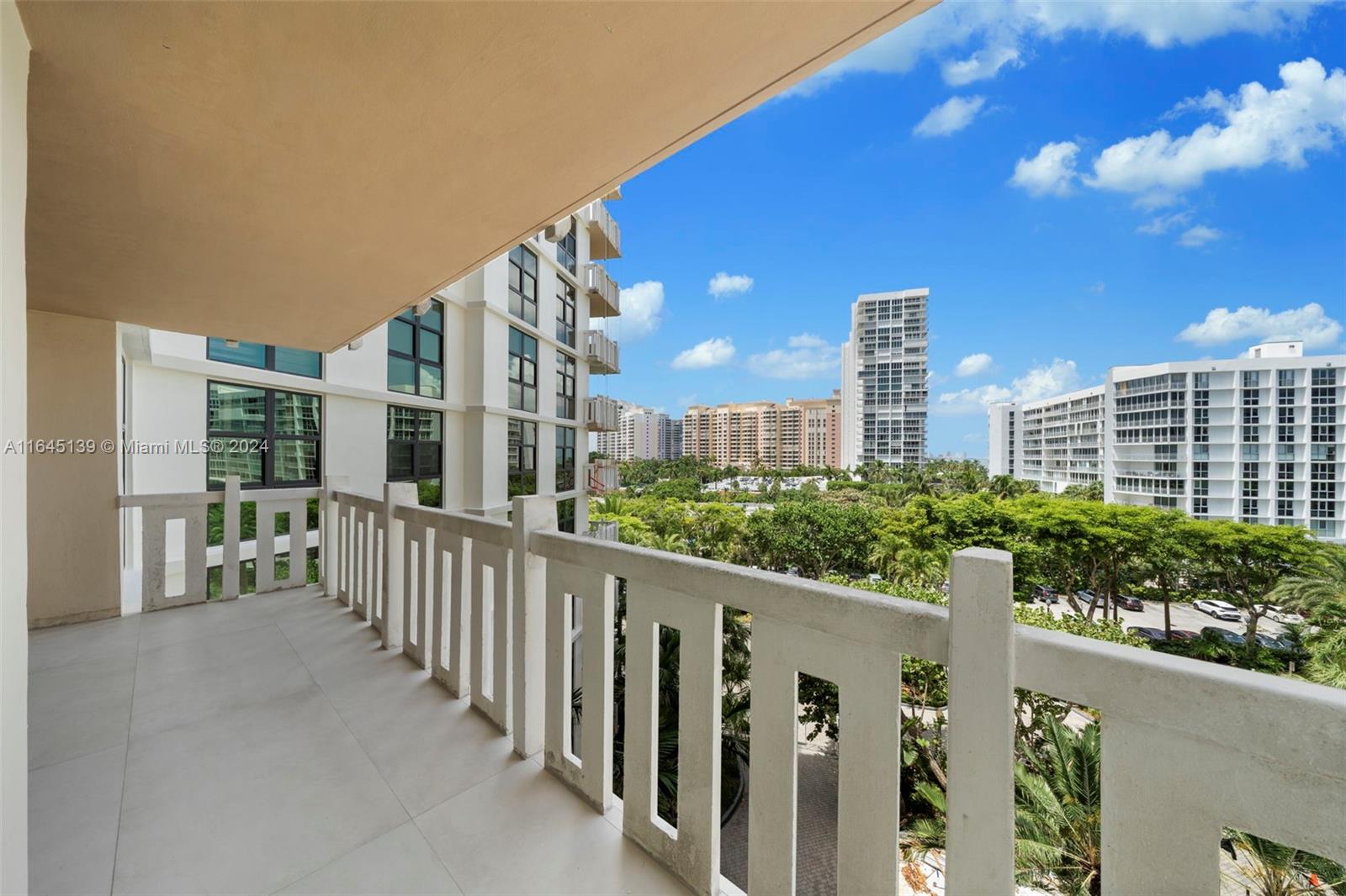 1121 Crandon Blvd #E503, Key Biscayne, Florida image 23