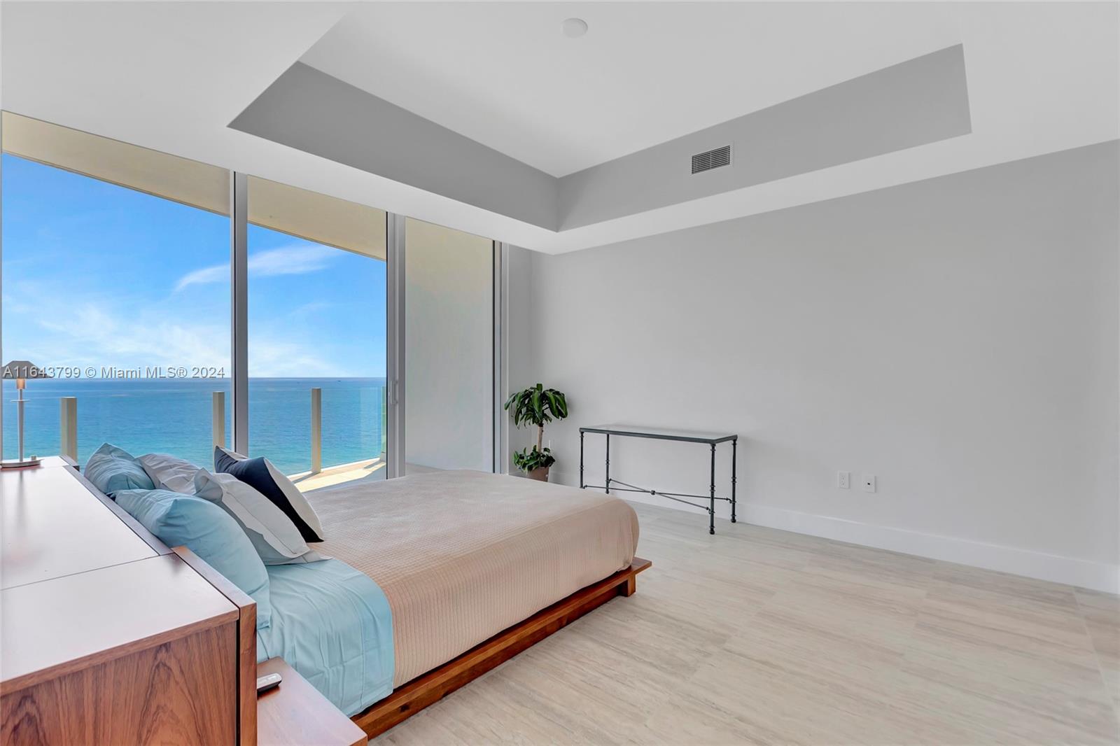 525 Fort Lauderdale Beach Blvd #802, Fort Lauderdale, Florida image 25