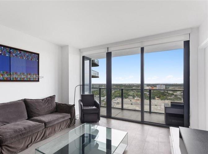 121 NE 34th St #1812, Miami FL 33137