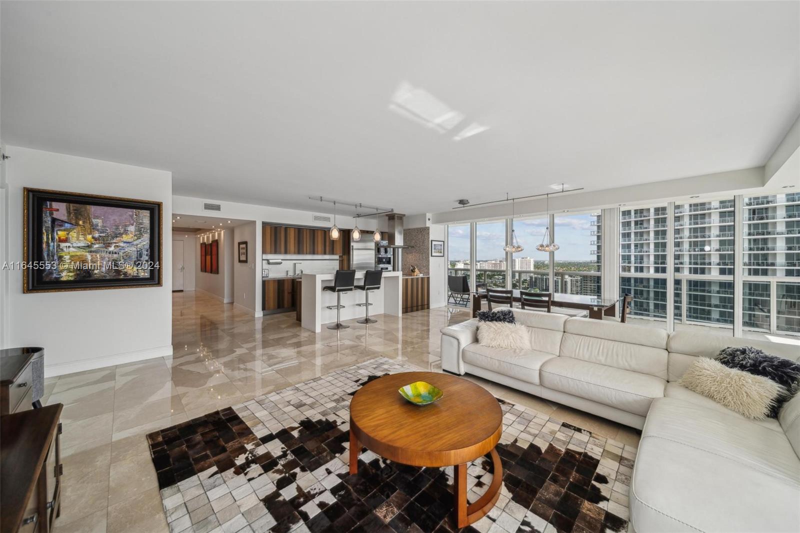 Condo for Sale in Hallandale Beach, FL