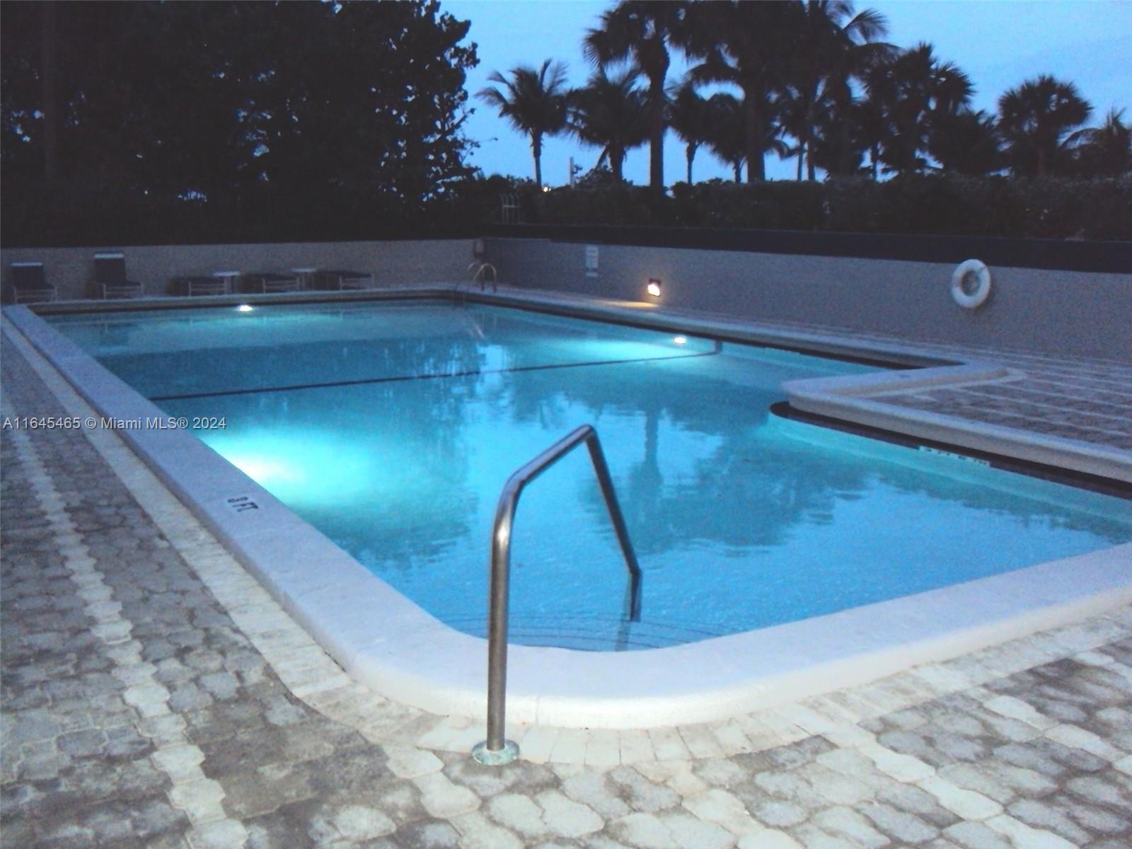 8877 Collins Ave #905, Surfside FL 33154