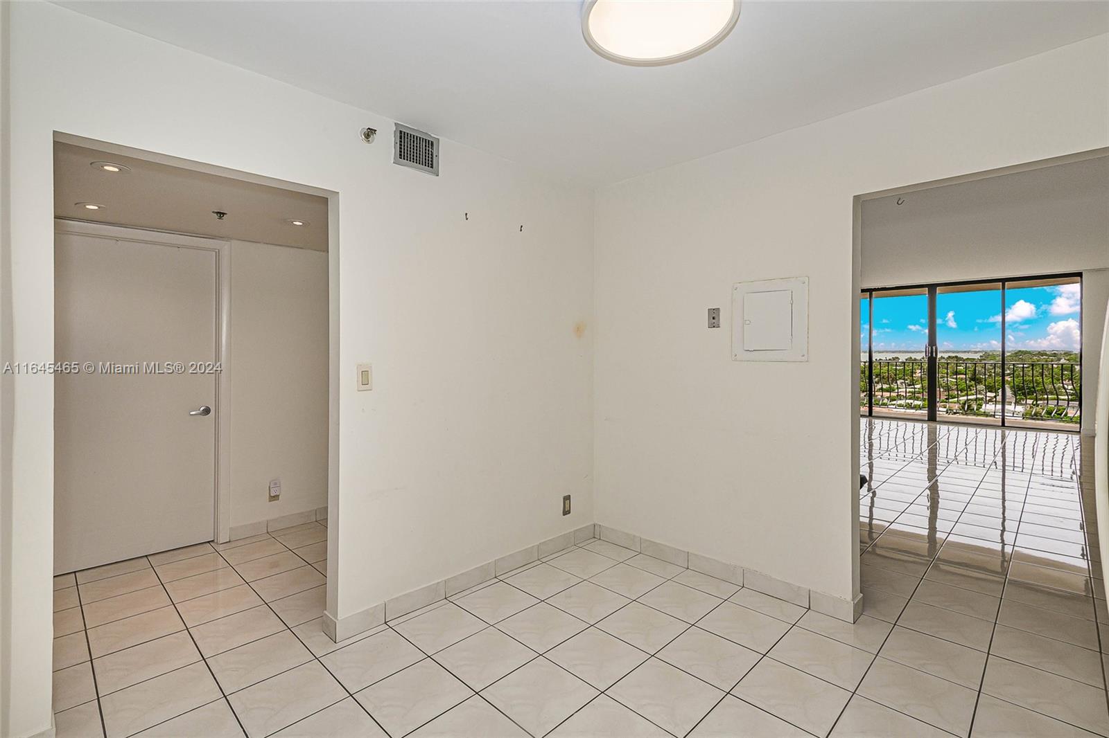 8877 Collins Ave #905, Surfside FL 33154