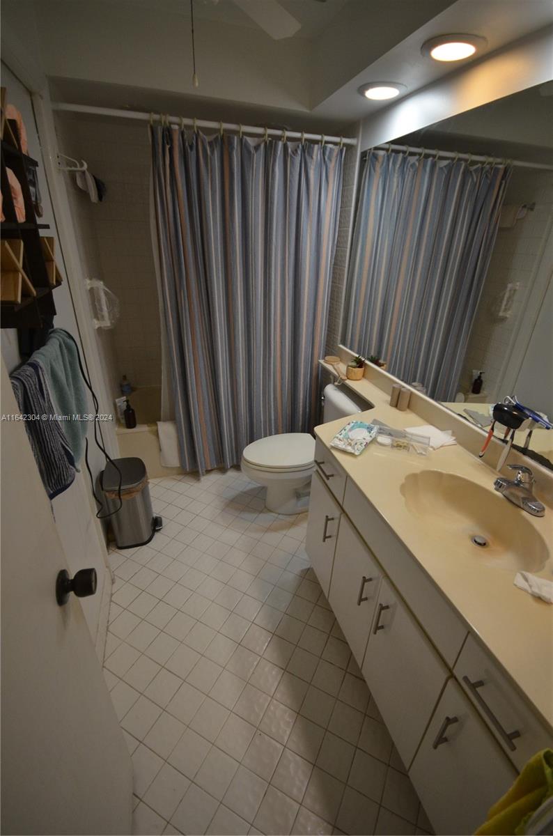 Residential, Miami, Florida image 16