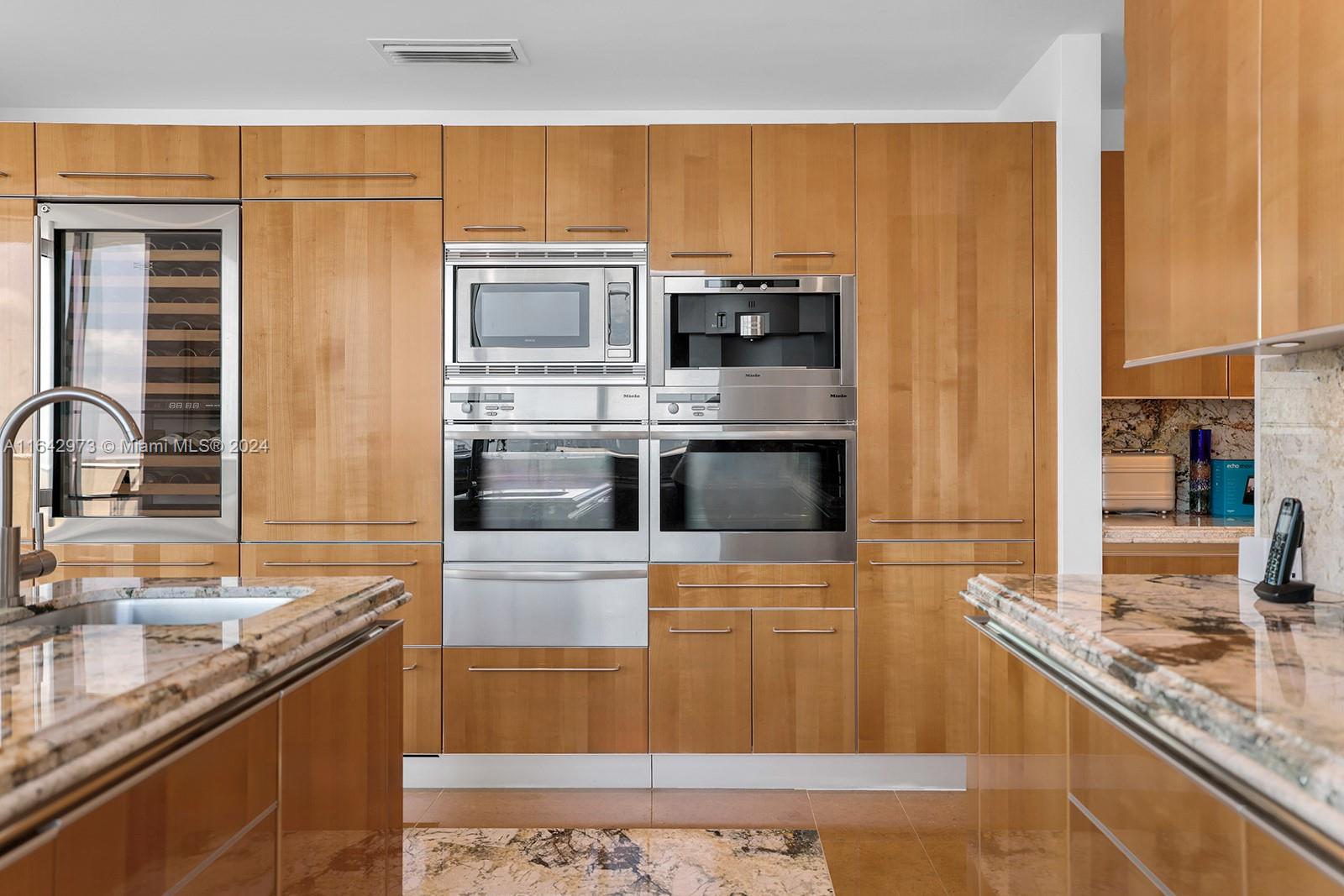 2627 S Bayshore Dr #3001, Miami FL 33133