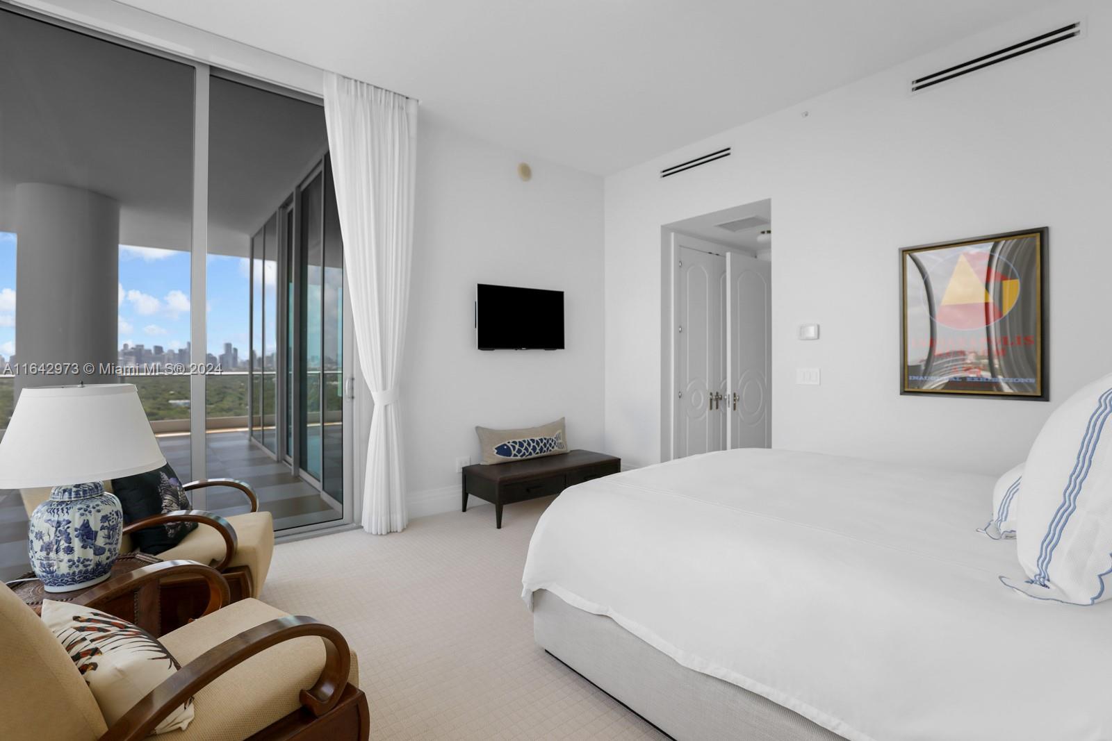 2627 S Bayshore Dr #3001, Miami FL 33133