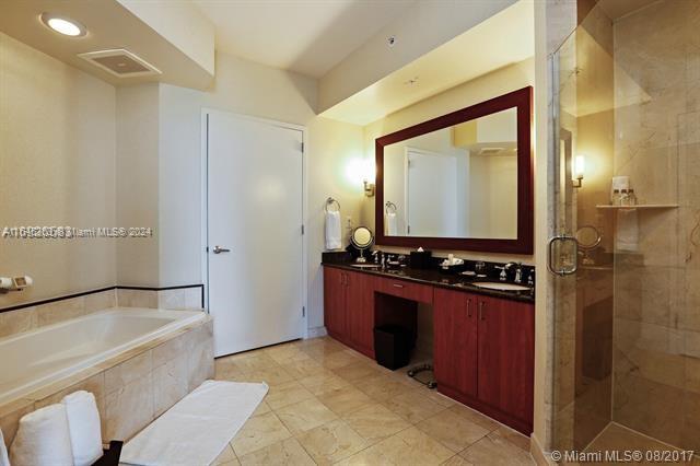 18001 Collins Ave #1409, Sunny Isles Beach, Florida image 4