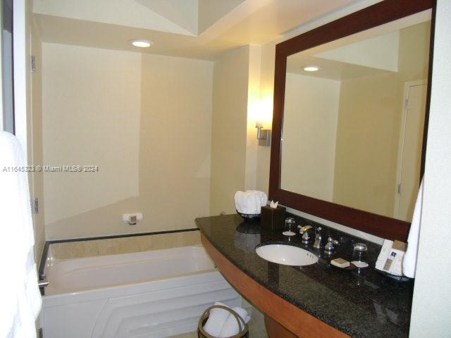 18001 Collins Ave #612, Sunny Isles Beach, Florida image 12