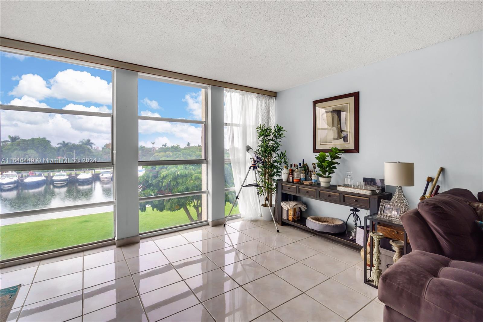 601 Three Islands Blvd #304, Hallandale Beach, Florida image 4