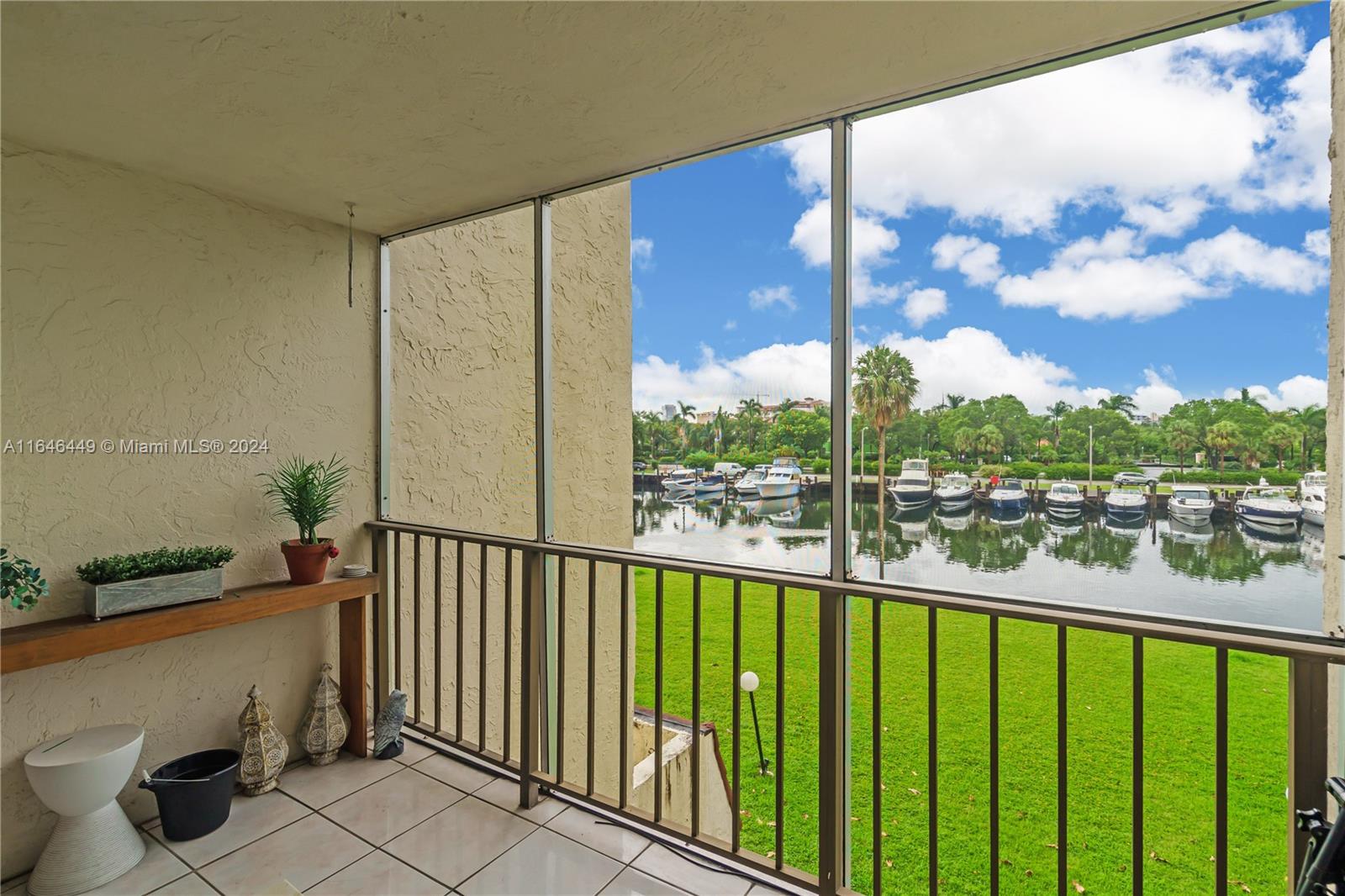 601 Three Islands Blvd #304, Hallandale Beach, Florida image 5