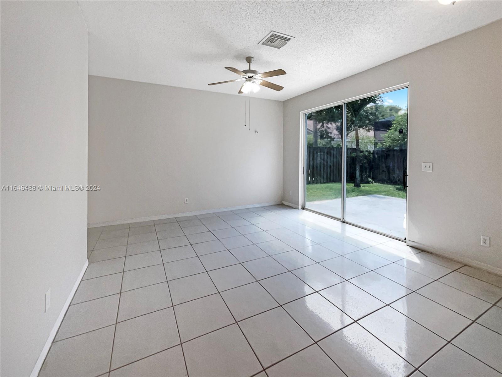 2832 Cayenne Ave, Cooper City, Florida image 2