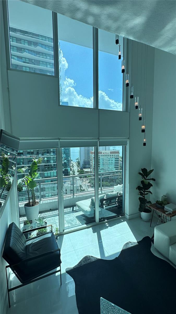 60 SW 13th St #2006, Miami FL 33130