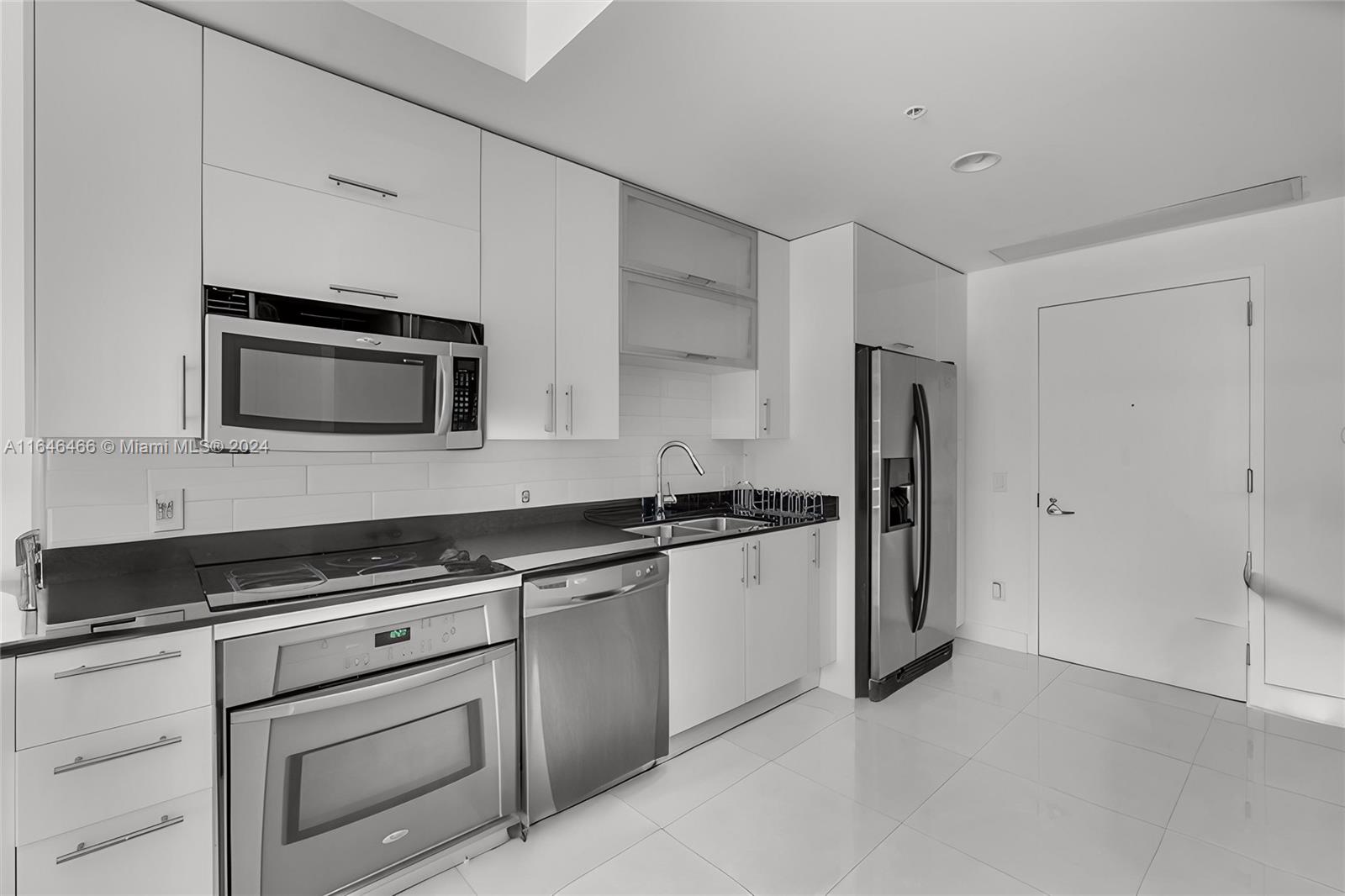 60 SW 13th St #2006, Miami FL 33130