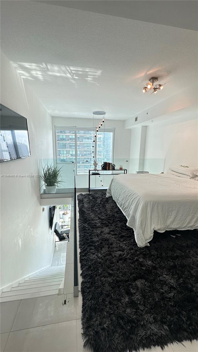 60 SW 13th St #2006, Miami FL 33130