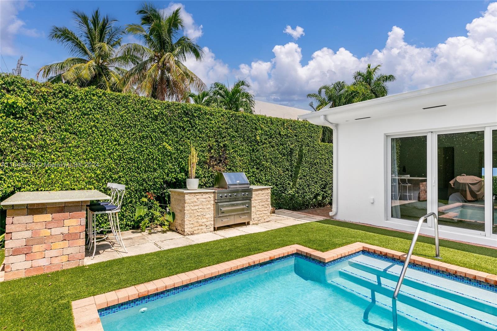 874 W 47th St, Miami Beach, Florida image 32