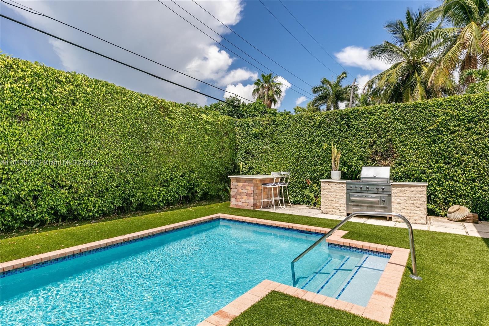 874 W 47th St, Miami Beach, Florida image 33