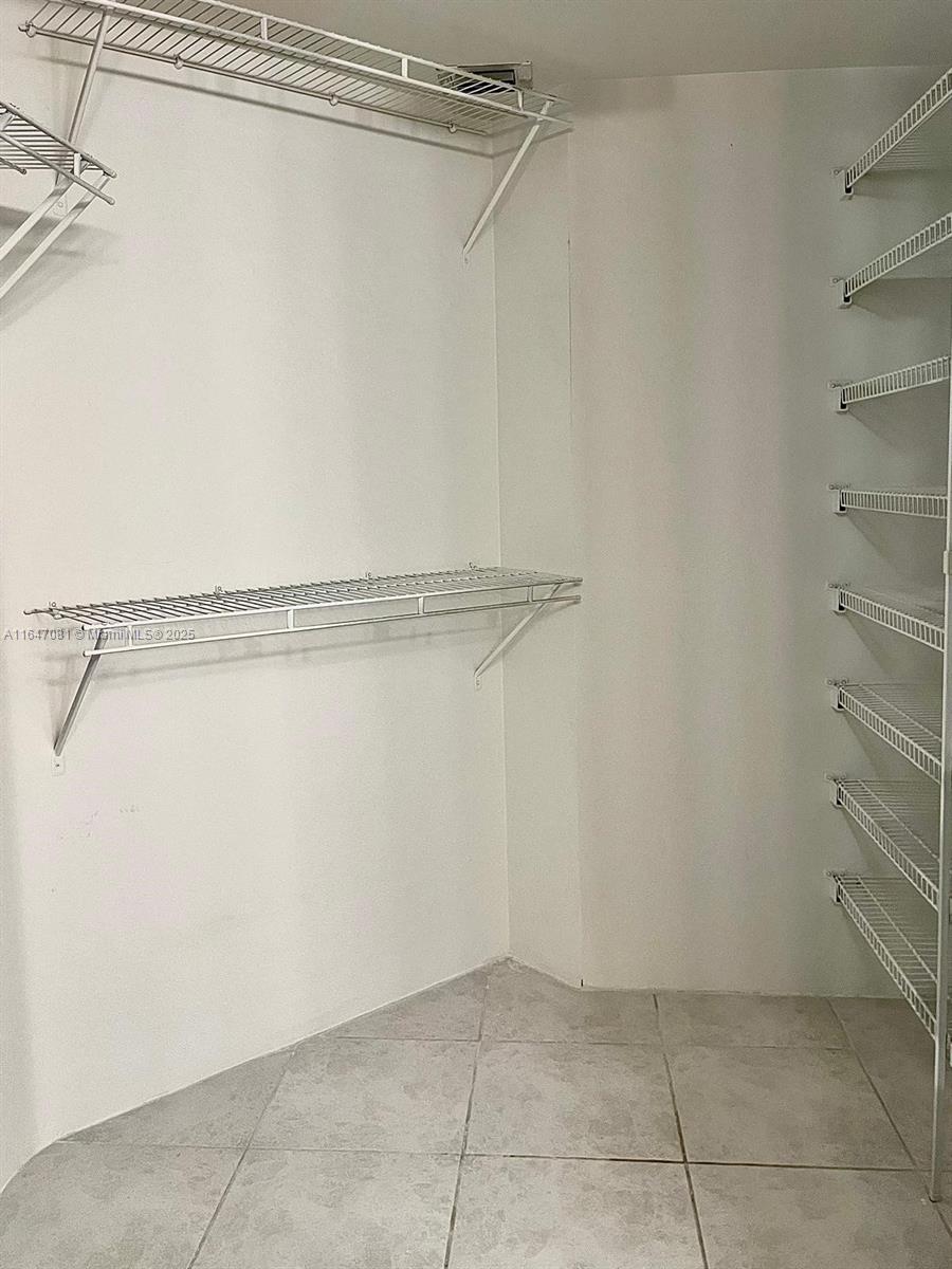 3530 Mystic Pointe Dr #1711, Aventura FL 33180