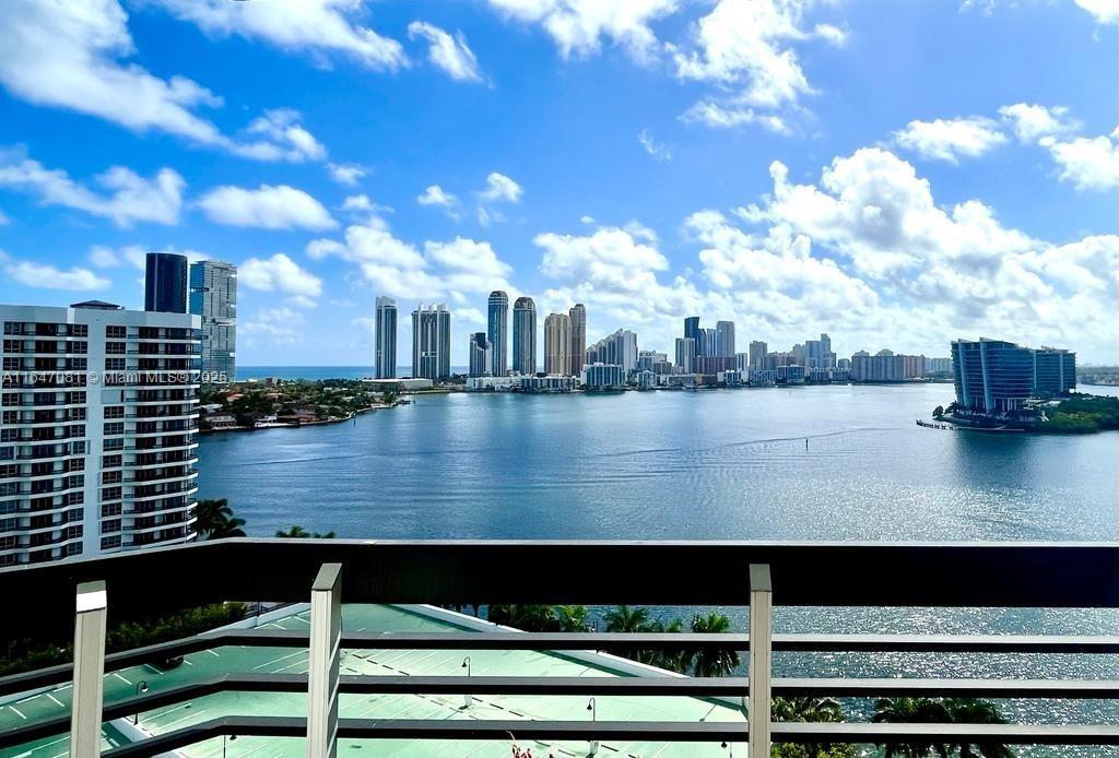 3530 Mystic Pointe Dr #1711, Aventura FL 33180
