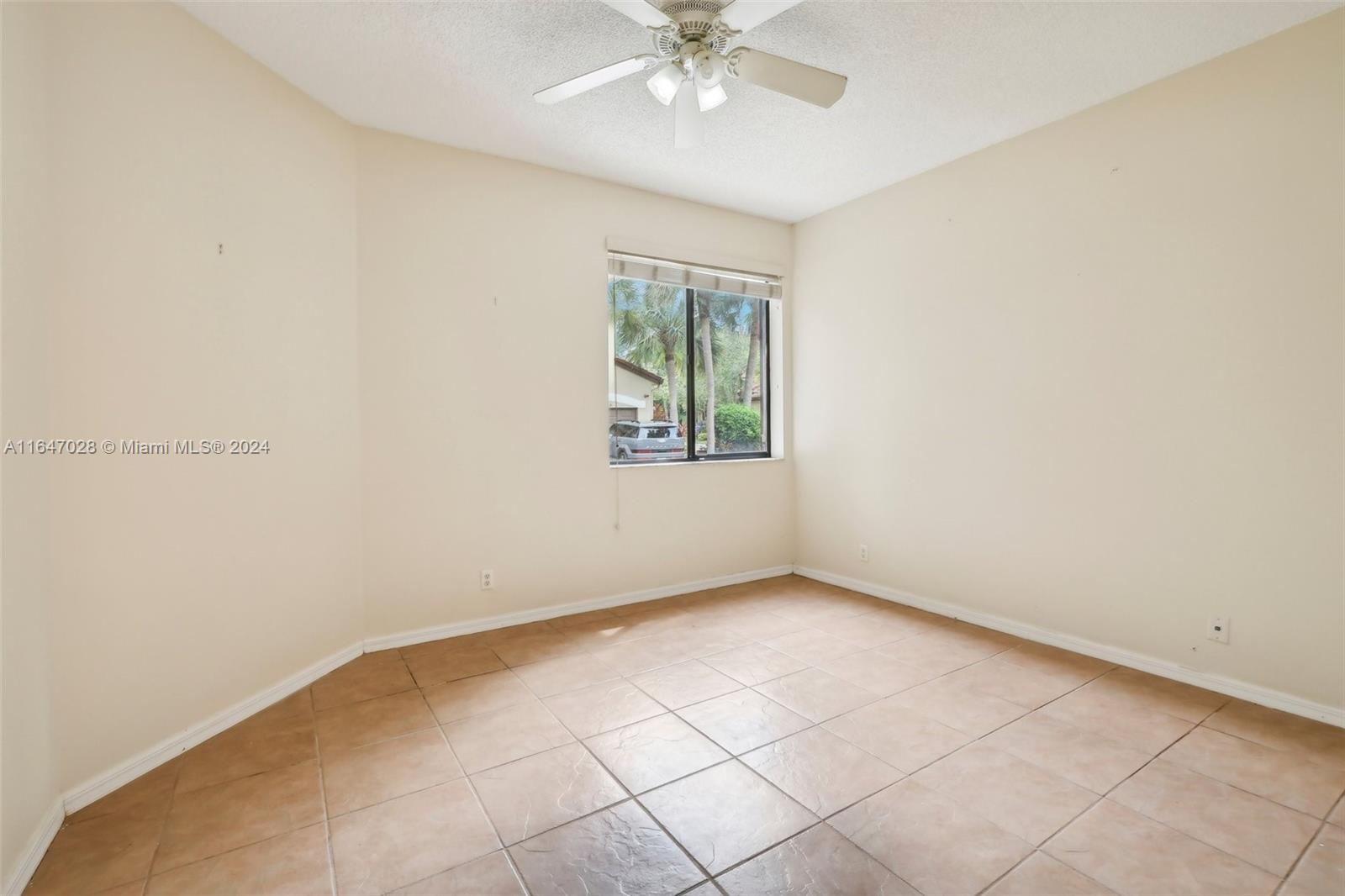 1010 NW 105th Way #B-139, Plantation, Florida image 21