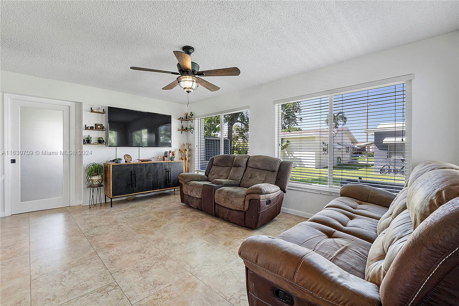 4905 NW 53rd St, Tamarac, Florida image 20