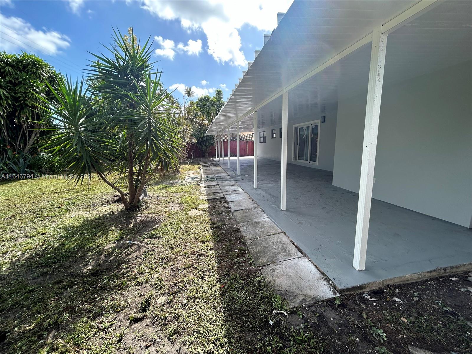 735 W 73rd Pl, Hialeah, Florida image 40