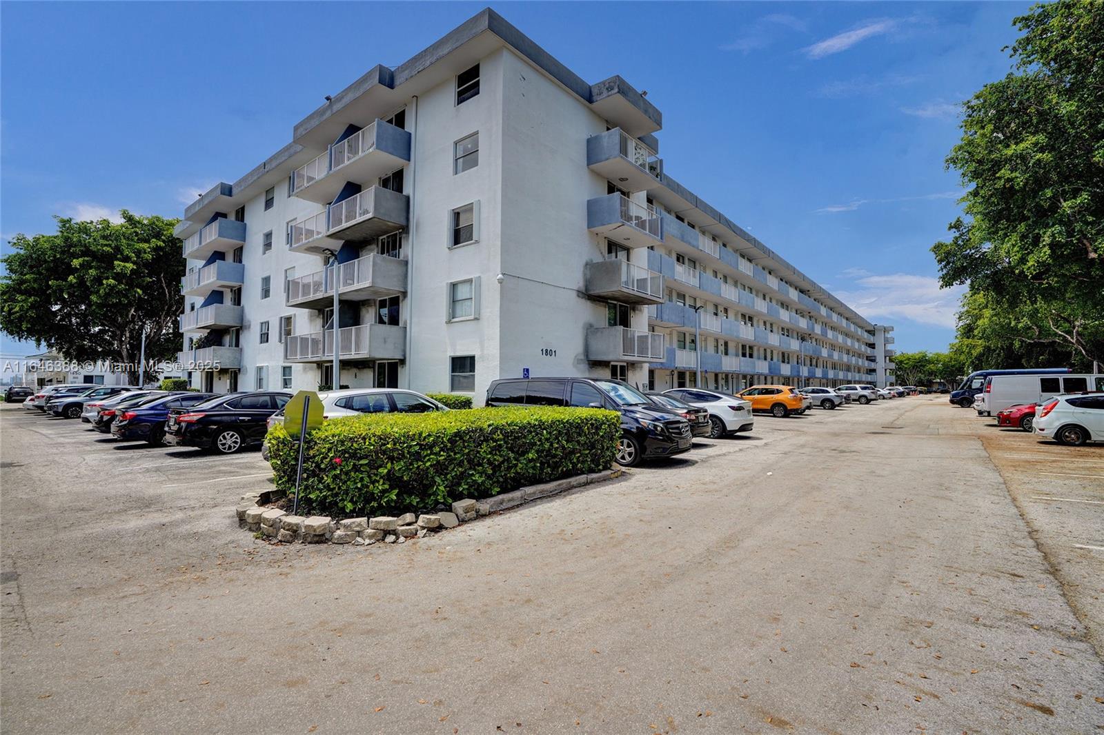 Listing Photo 24