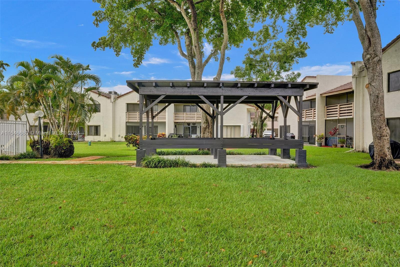 1674 Cypress Pointe Dr #3B, Coral Springs, Florida image 24