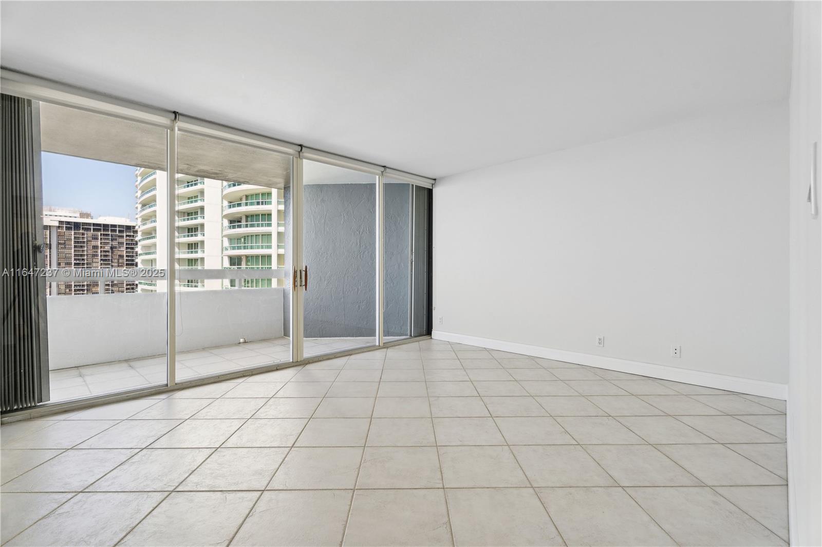 1627 Brickell Ave #1806, Miami FL 33129