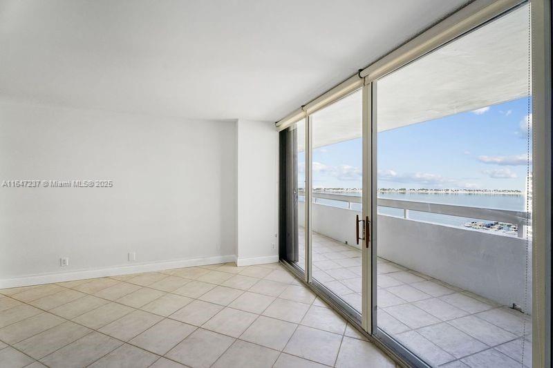 1627 Brickell Ave #1806, Miami FL 33129
