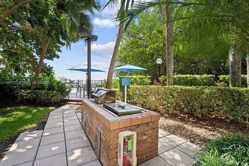 1627 Brickell Ave #1806, Miami FL 33129