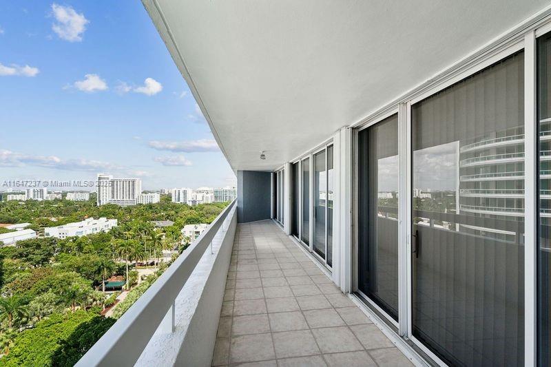 1627 Brickell Ave #1806, Miami FL 33129