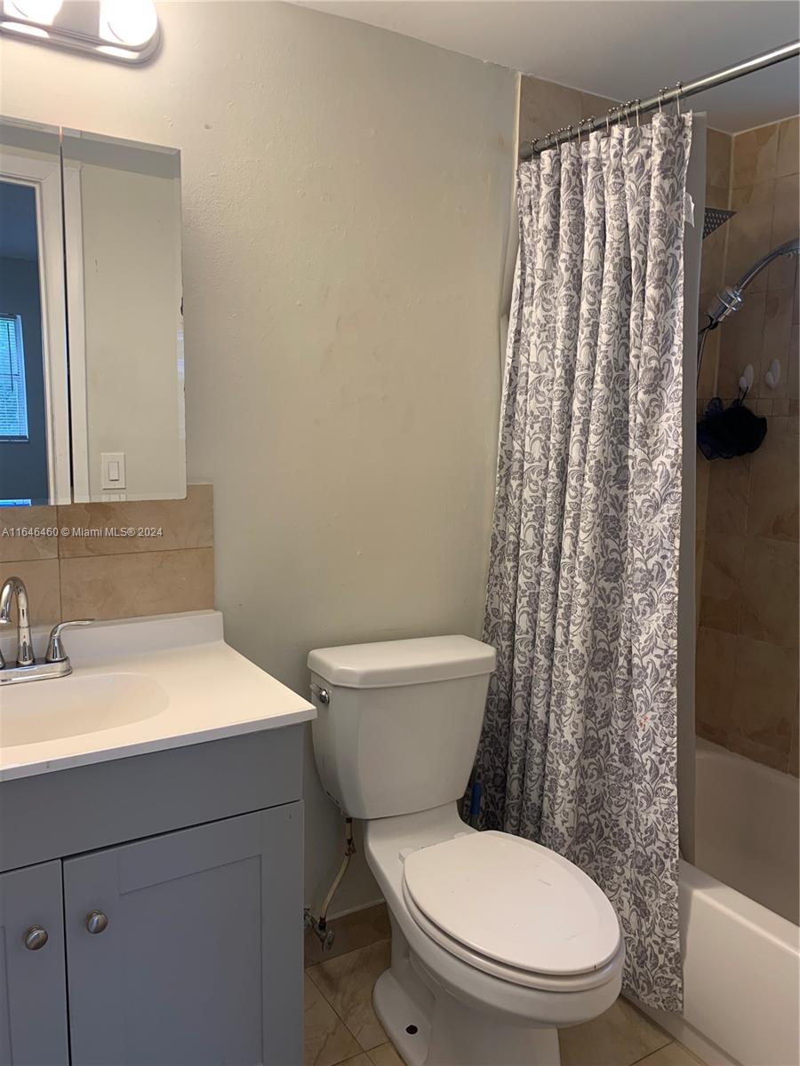 1421 NW 45 Street #2, Deerfield Beach, Florida image 19