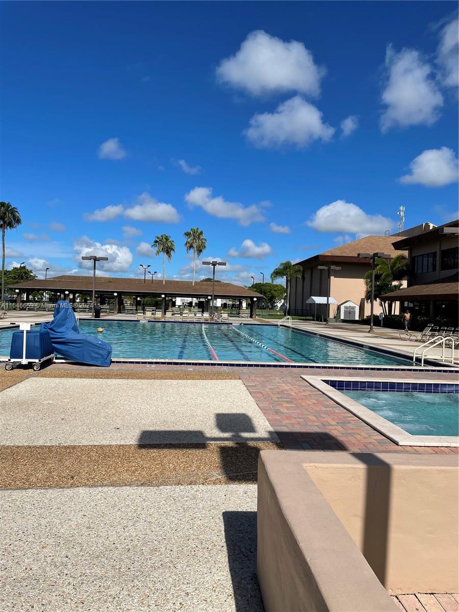 13250 SW 4th Ct #405G, Pembroke Pines, Florida image 27