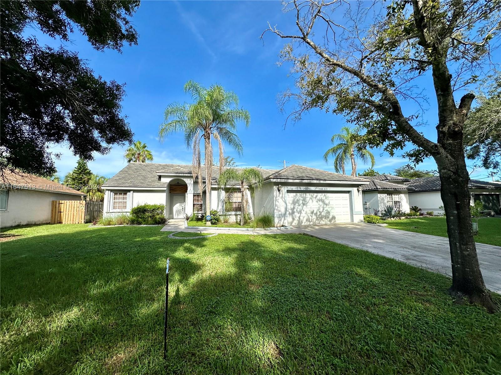 7333 NW 45th Ave, Coconut Creek, Florida image 2