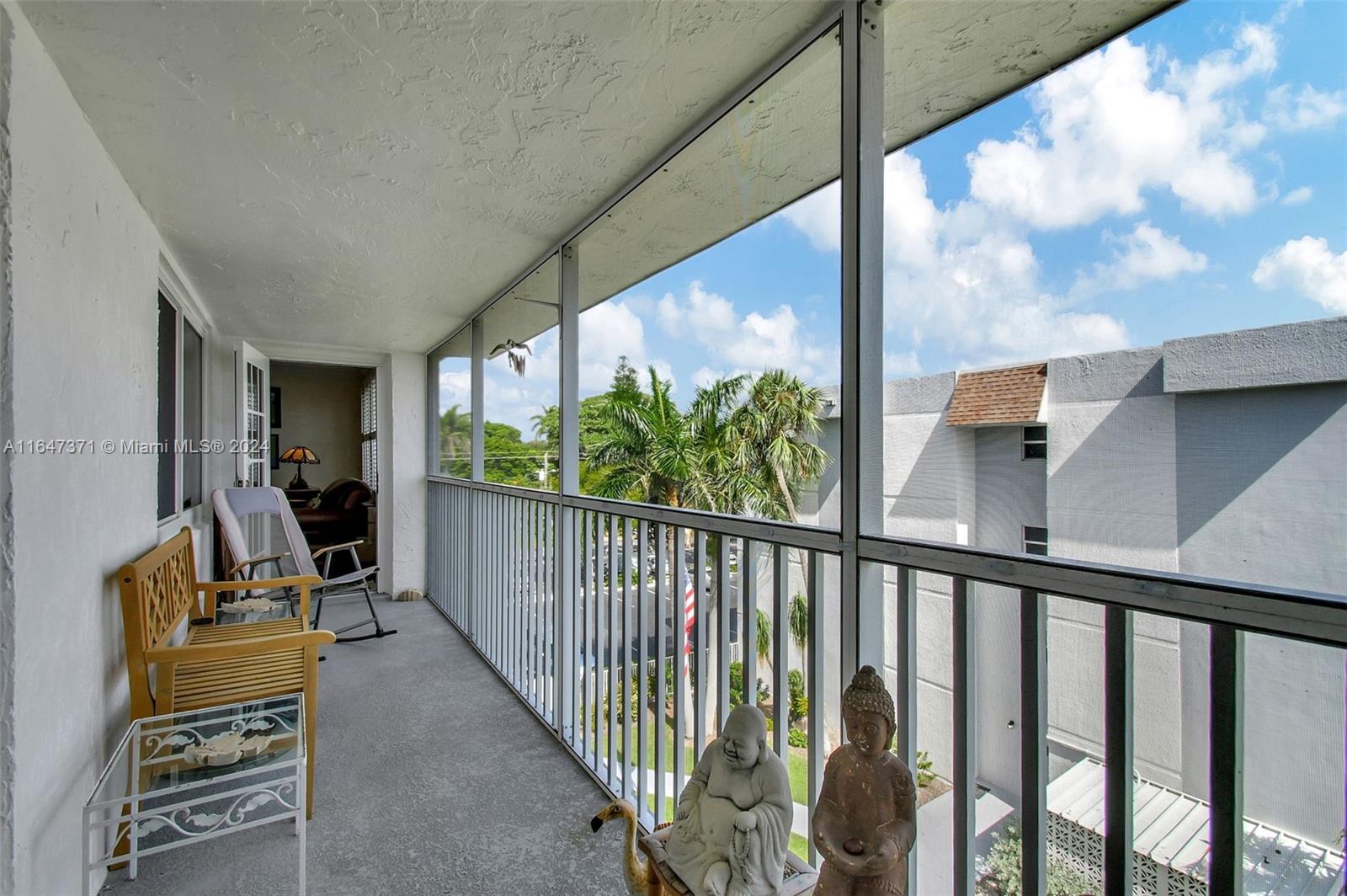 1516 S Lakeside Dr #411, Lake Worth, Florida image 24