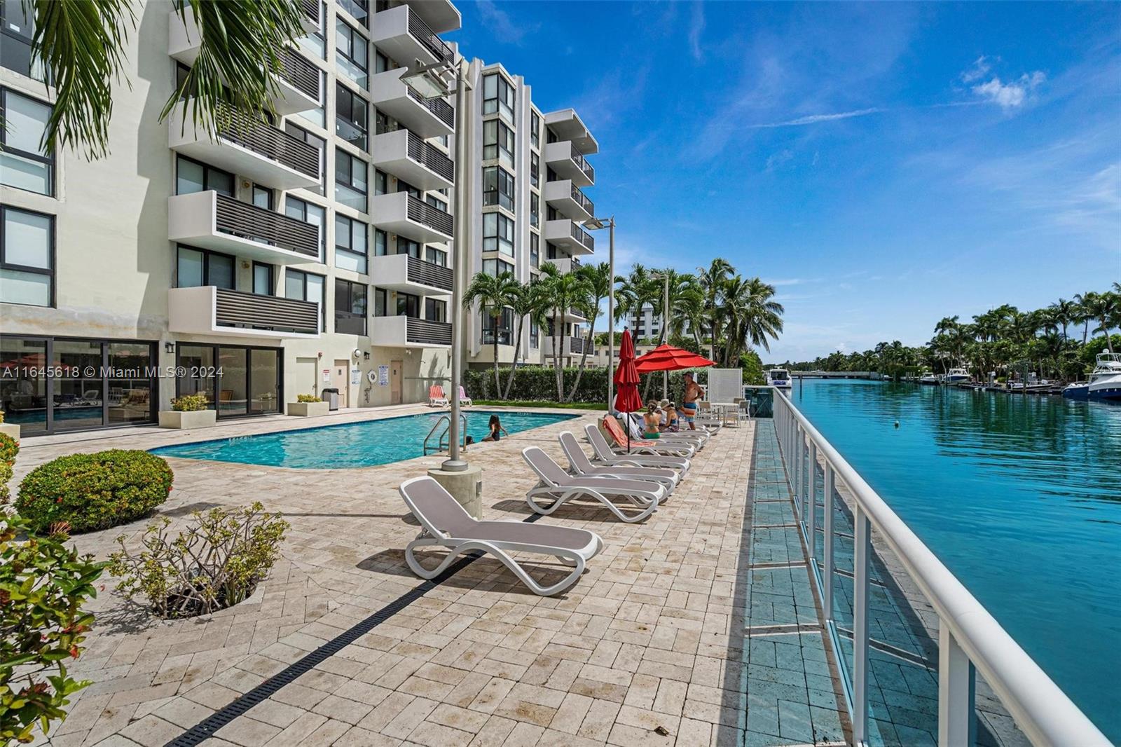 9800 W Bay Harbor Dr #605, Bay Harbor Islands, Florida image 1