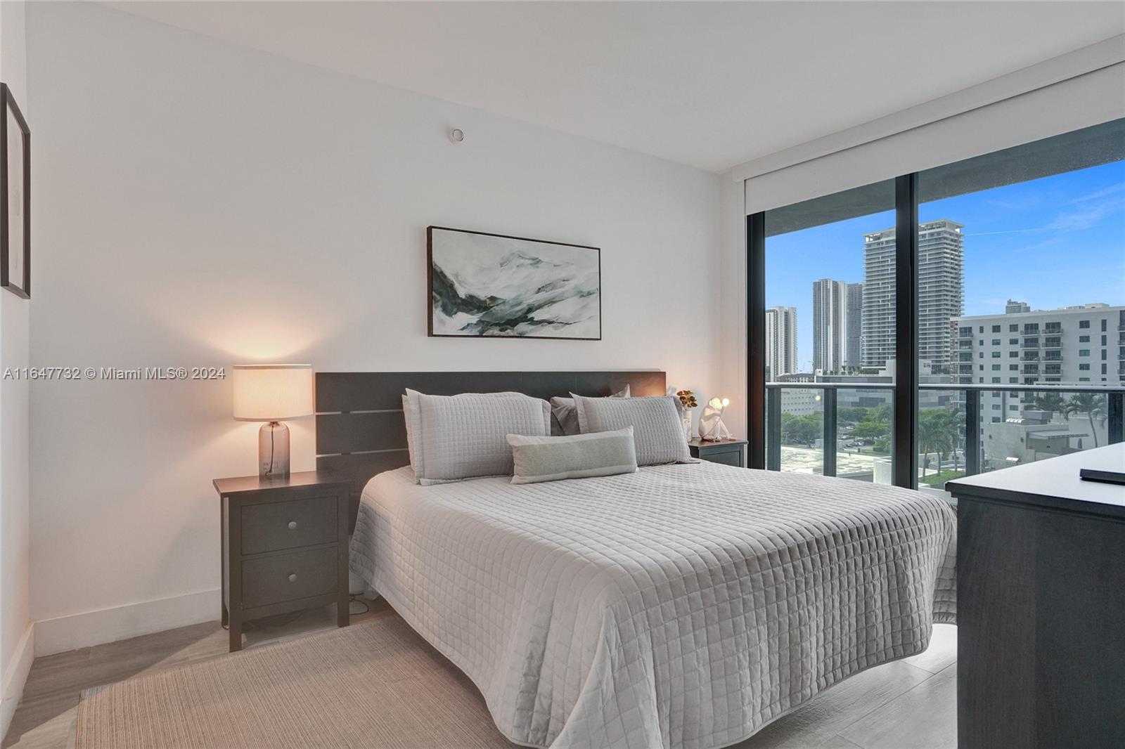 121 NE 34th St #902, Miami FL 33137