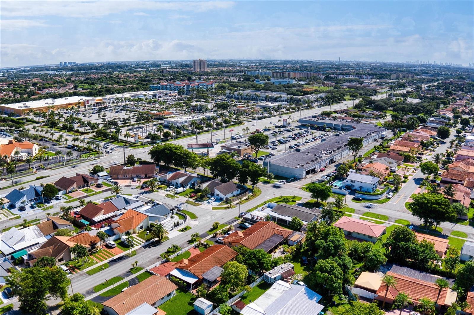 10204 SW 1st St, Sweetwater, Florida image 34