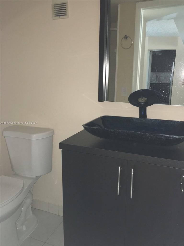 3253 Foxcroft Rd #G210, Miramar, Florida image 7