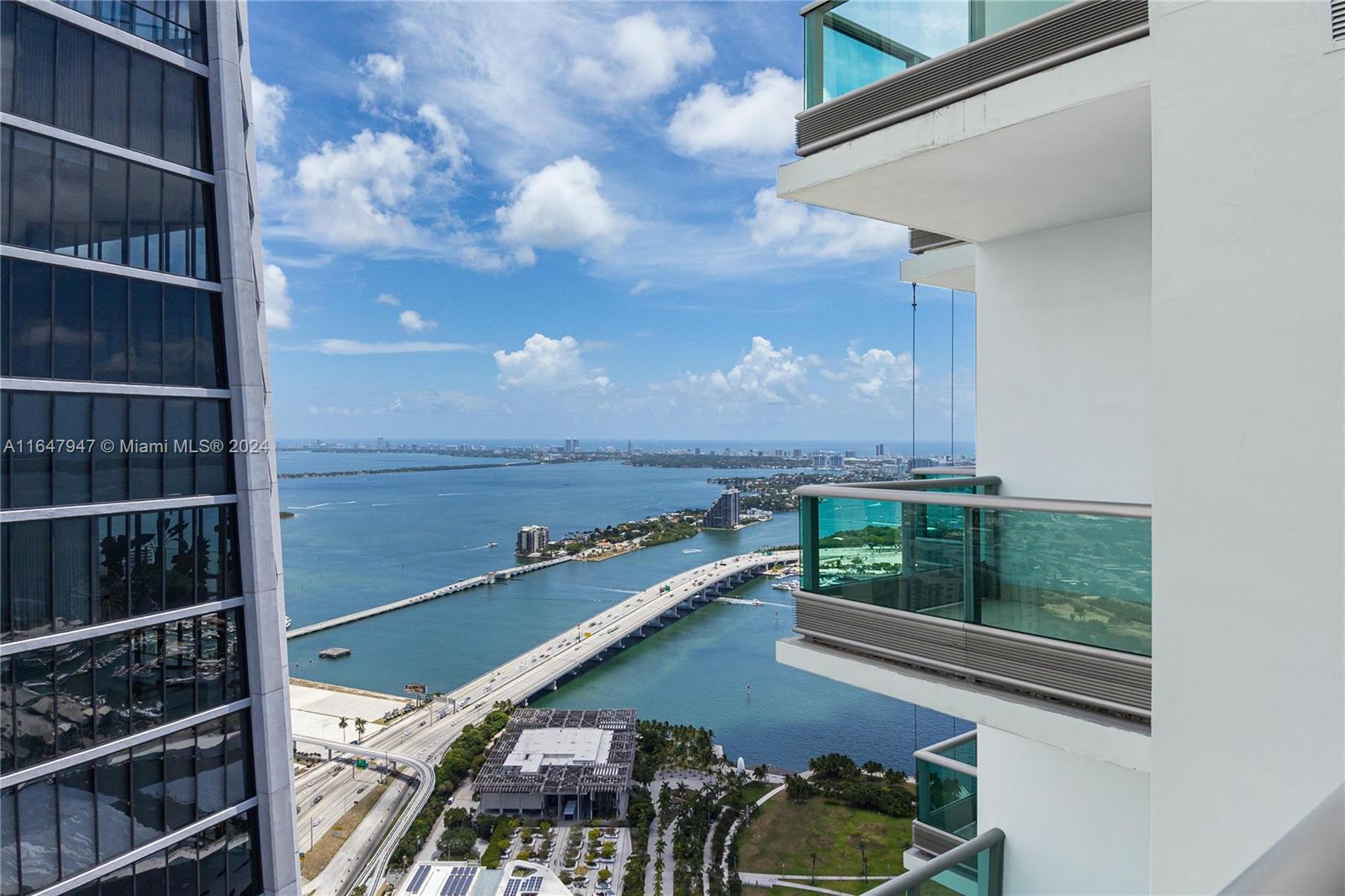 900 Biscayne Blvd #PH 6309, Miami FL 33132